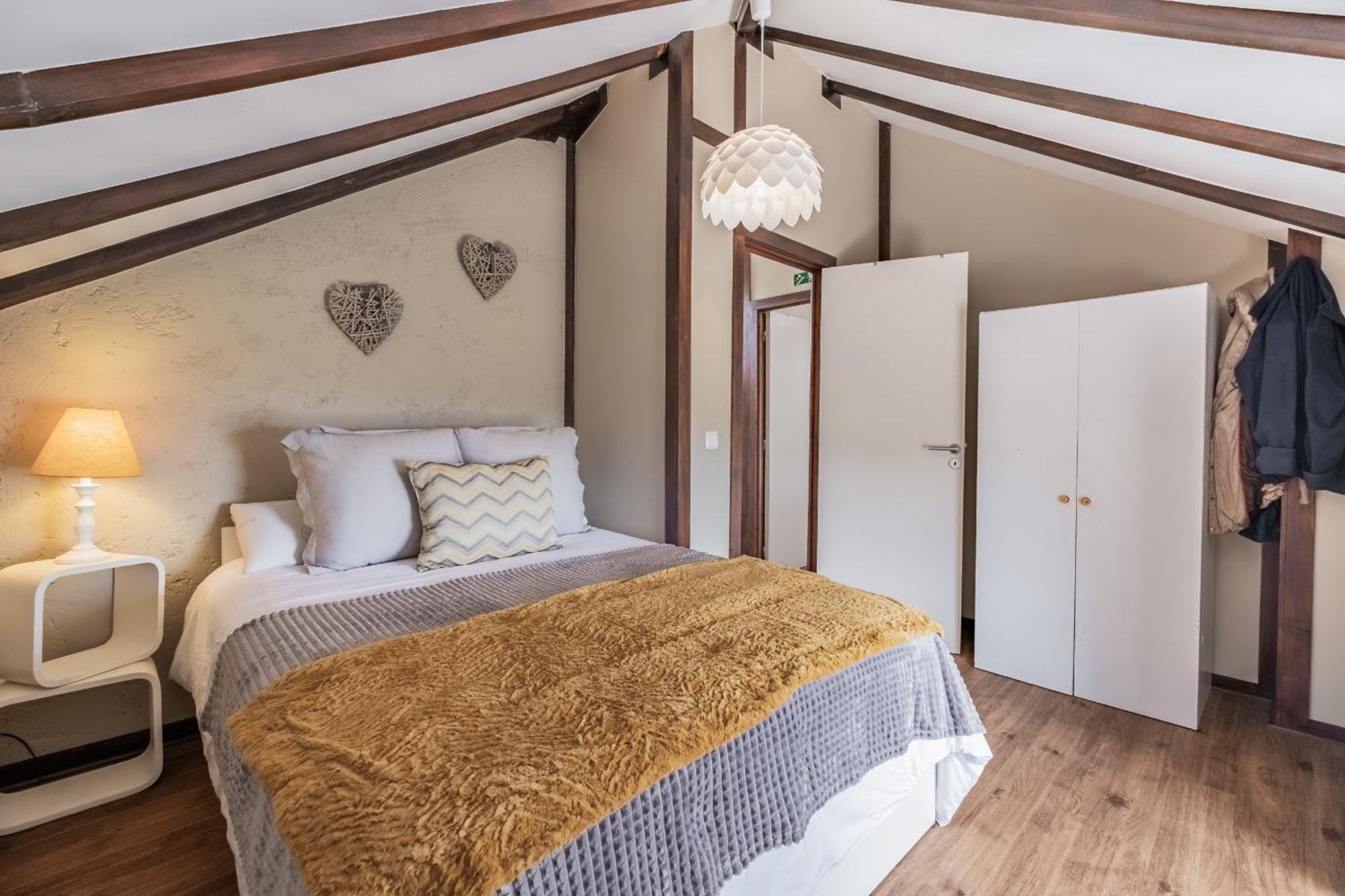 Sao Jorge Cottage - By Wehost Santana  Exteriör bild